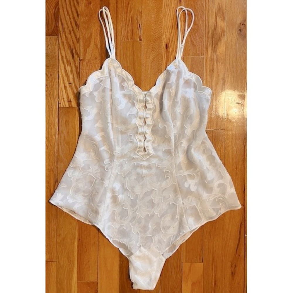 Vintage Victoria's Secret gold label white teddy romper bodysuit bridal size M